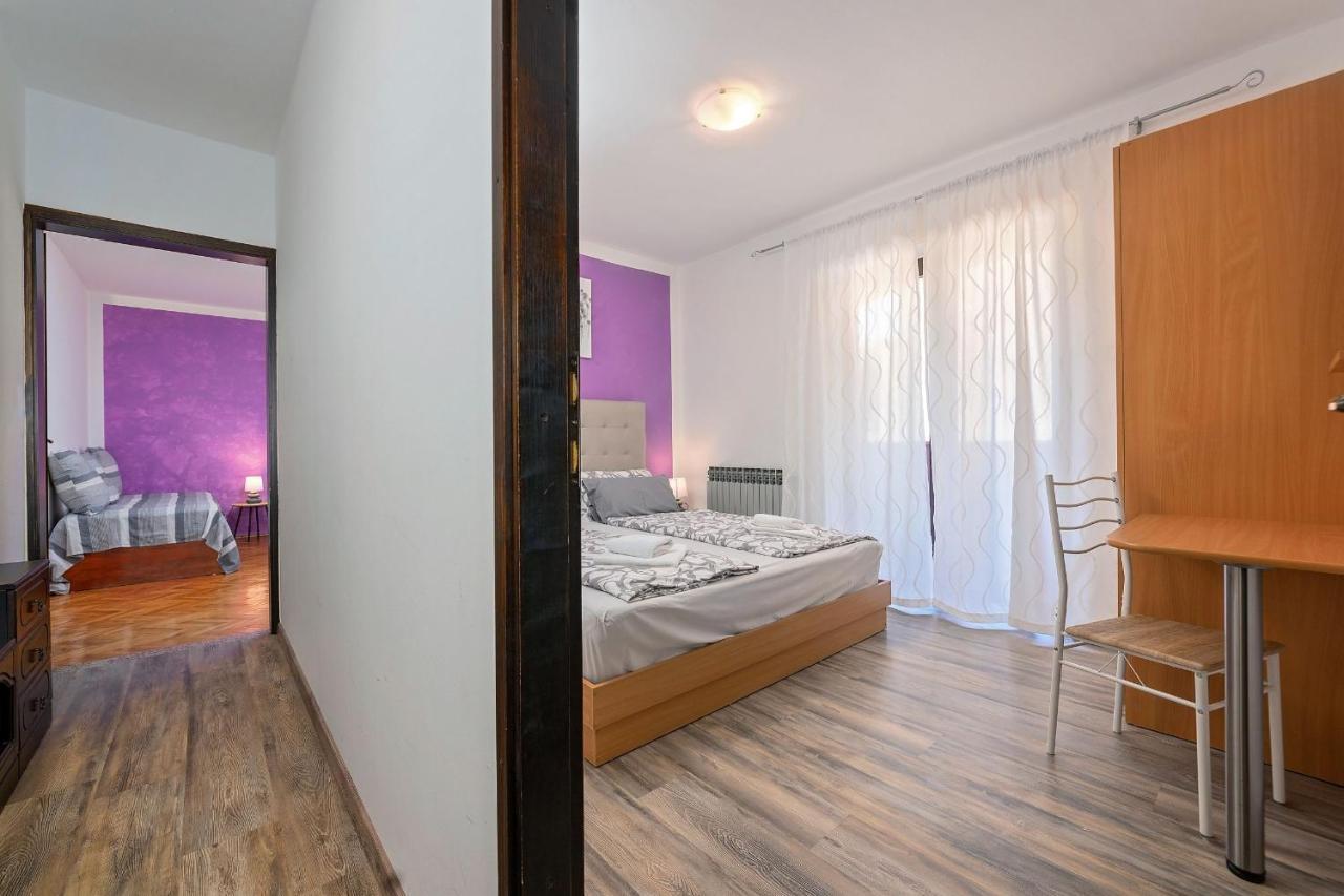 Apartments Miri Врсар Экстерьер фото