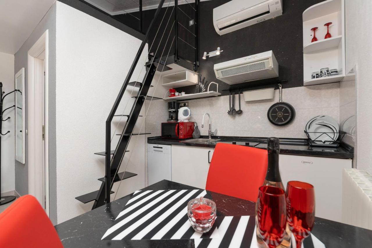 Apartments Miri Врсар Экстерьер фото