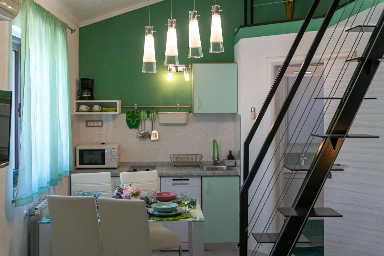 Apartments Miri Врсар Экстерьер фото