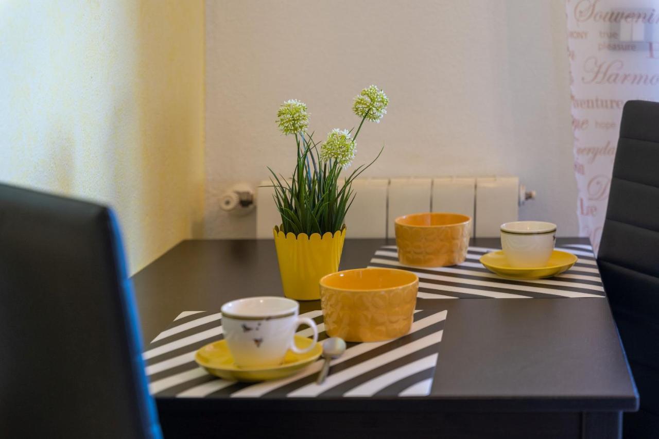 Apartments Miri Врсар Экстерьер фото