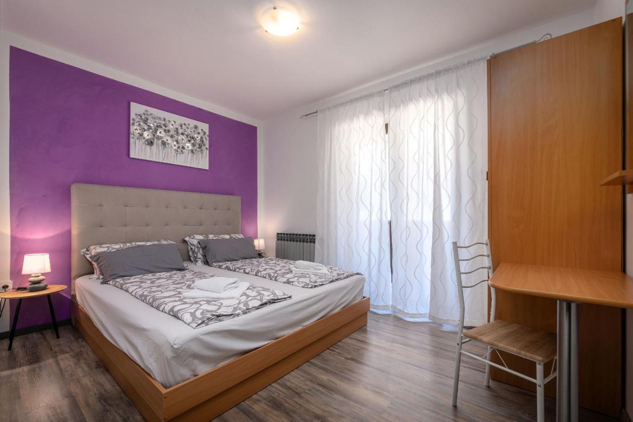 Apartments Miri Врсар Экстерьер фото