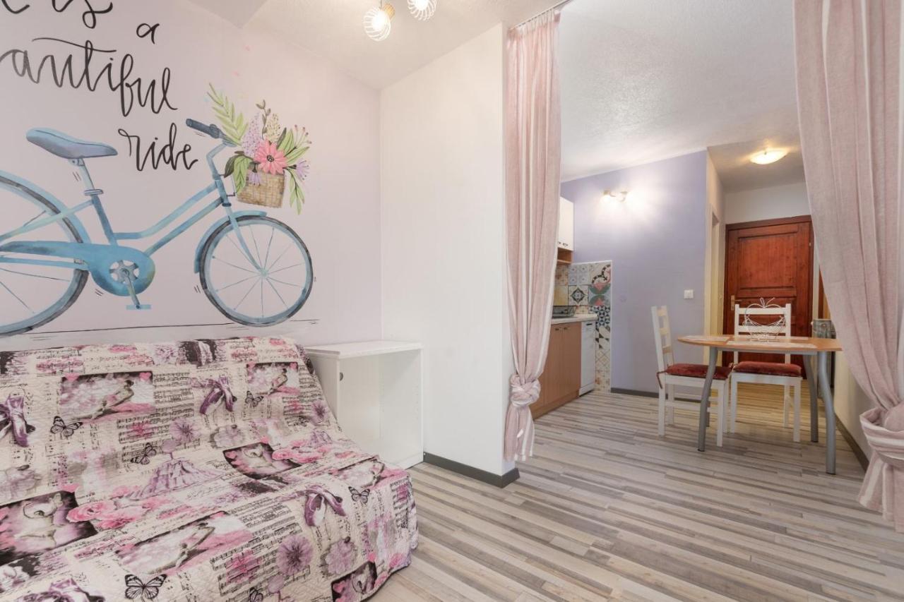 Apartments Miri Врсар Экстерьер фото